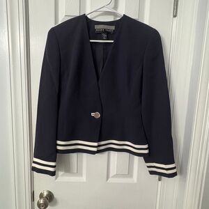 Linda Allard Ellen Tracy Women’s Blazer – Navy Blue with White Trim, Size 6